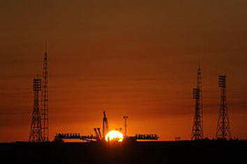280px-Baikonur_Cosmodrome_Soyuz_launch_pad.jpg.9e048ad973687c9aa857be0d7f36c6c3.jpg