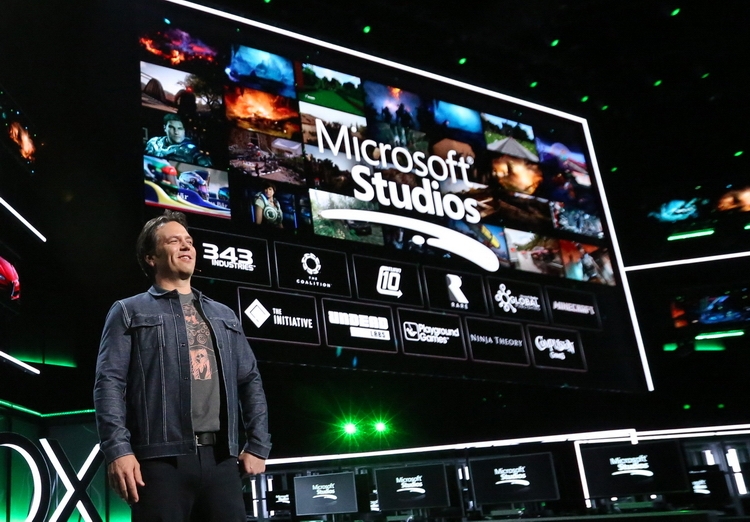 Xbox_E32018_Phil_resize.jpg