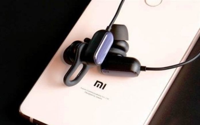 Xiaomi-Bluetooth-Headphones_Mi_AirDots-696x435-2.jpg