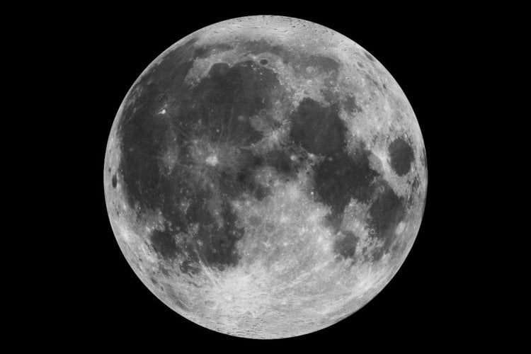 sm.moon.0.750.jpg