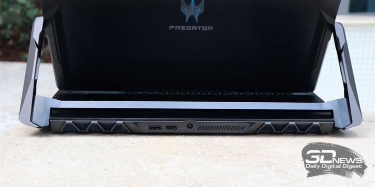 triton900_11.jpg
