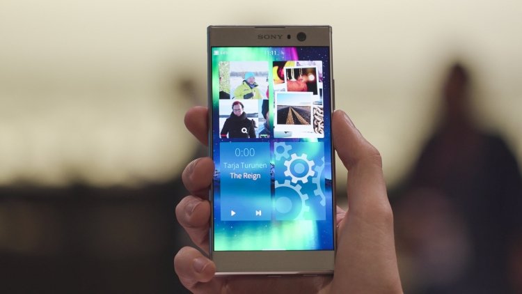 sm.Phone_5.750.jpg