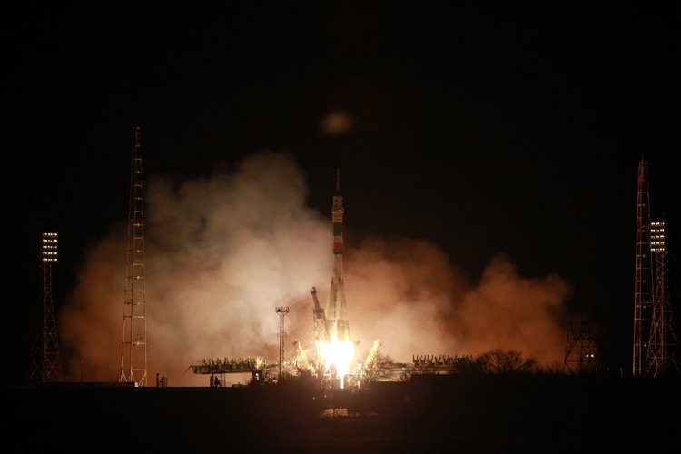 iss2.jpg