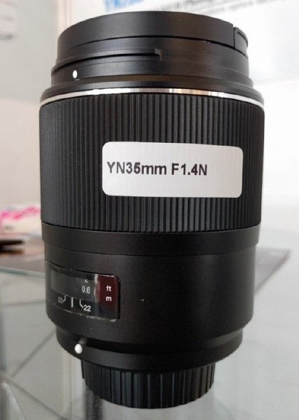 Yongnuo-YN-35mm-f1.4N-full-frame-DSLR-lens-for-Nikon-F-mount.jpg