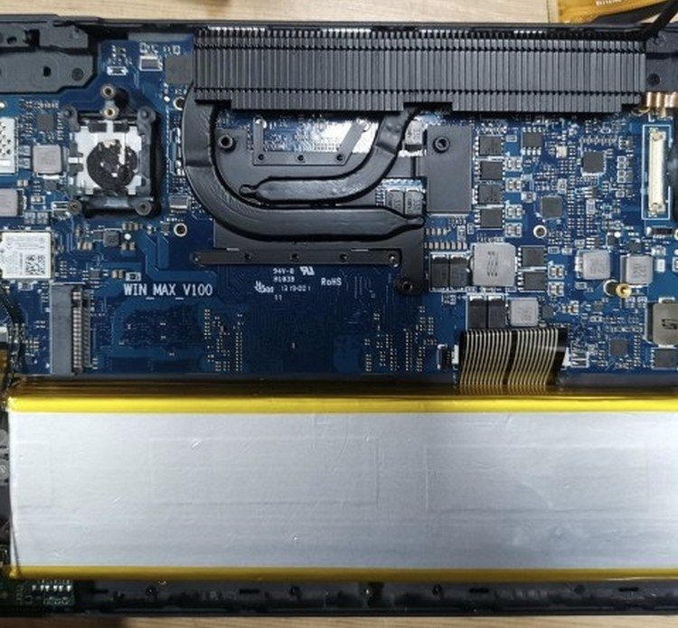 gpd_win_2_max_02.jpg