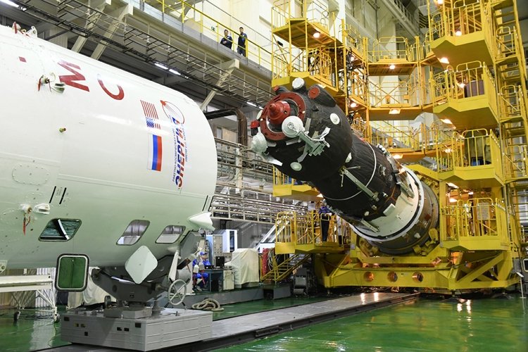 iss2.jpg