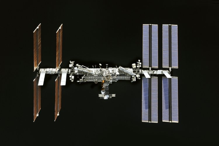 iss2.jpg
