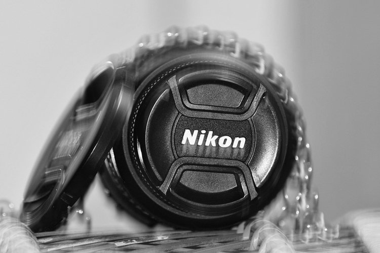 nikon1.jpg