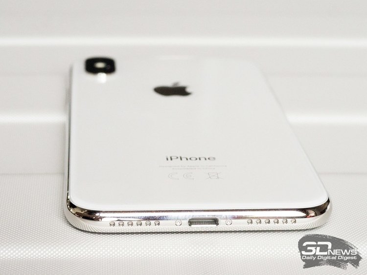iphone1.jpg