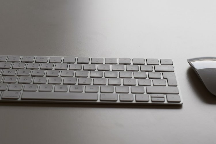 sm.laptop-3324201_960_720.750.jpg