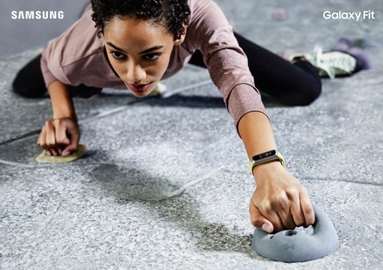 Fit_Yellow_Climb_2P.jpg