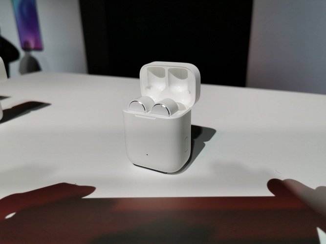 Mi-True-Wireless-Earphones_1.jpg.fbf381713a6e84fa747869e45e40c07c.jpg