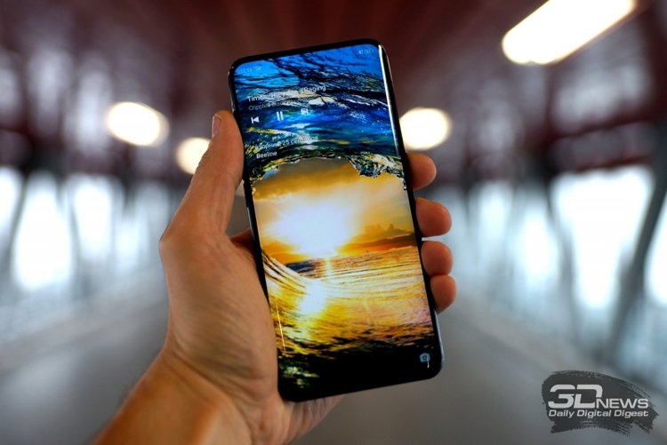 oppo1.jpg