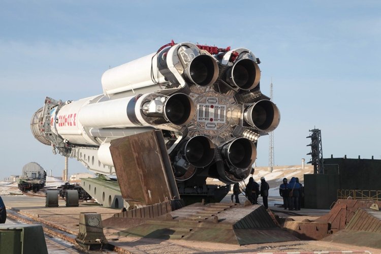 rocket2.jpg