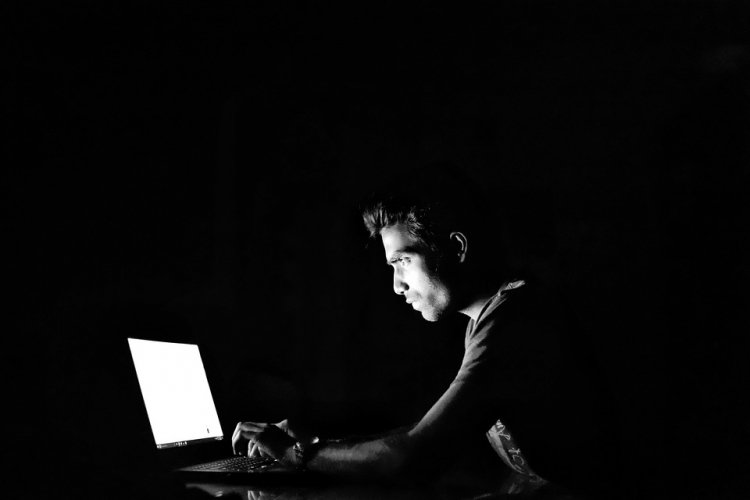 sm.hacking-2903156_960_720.750.jpg