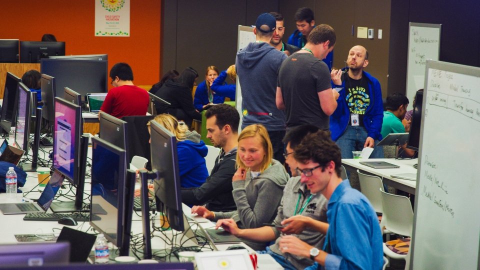 hackathon-stillframe-3.jpg