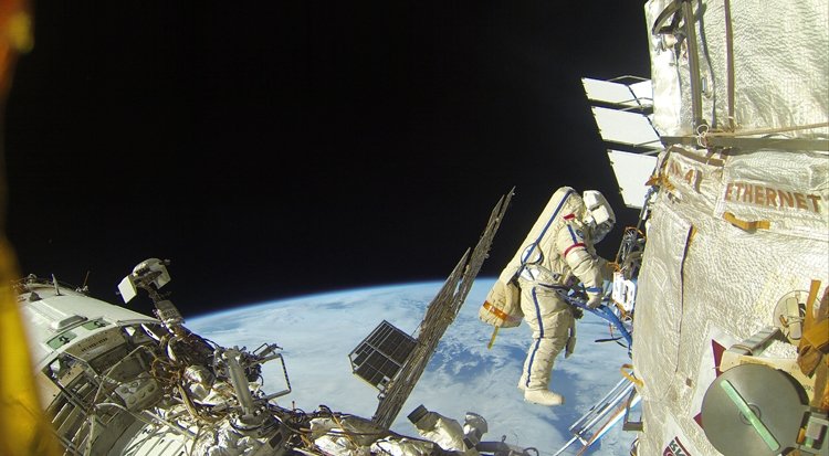 iss1.jpg