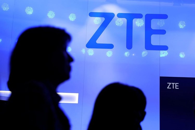 zte1.jpg