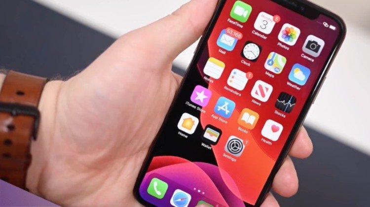 33639-59435-33361-58402-33089-57525-33000-57192-32869-56738-000-lead-Don't-update-to-iOS-13-yet-l-l-l-l-l.jpg