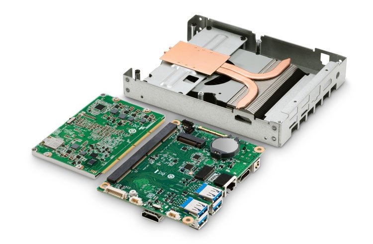 nuc_e8_05.jpg