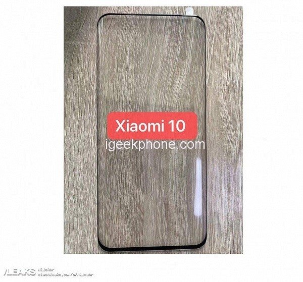 sm.Xiaomi-Mi-10-Vertically-Aligned-Camera-Setup-igeekphone-2-1.750.jpg