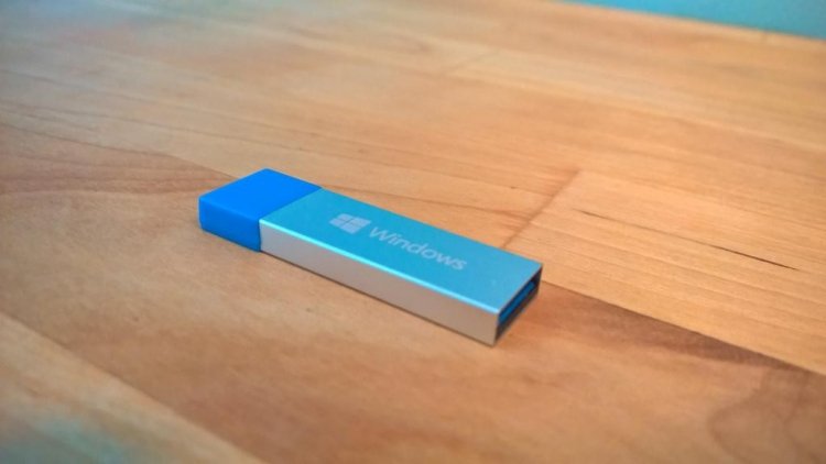 sm.Windows-10-Usb.750.jpg