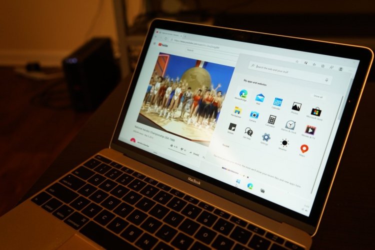sm.Windows-10X-on-MacBook.750.jpg