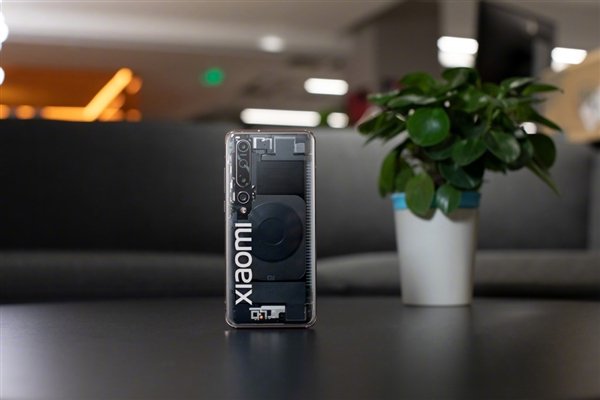 xiaomi-mi-10-explorer-edition-2.jpg