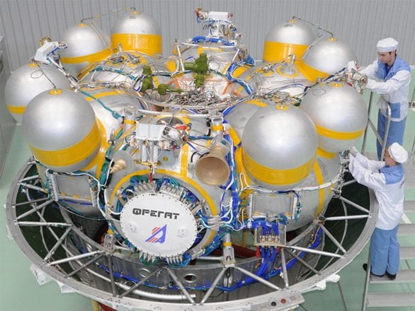 fregat1.jpg.649d2fba0b44807db5aeb8cd7d67f18c.jpg