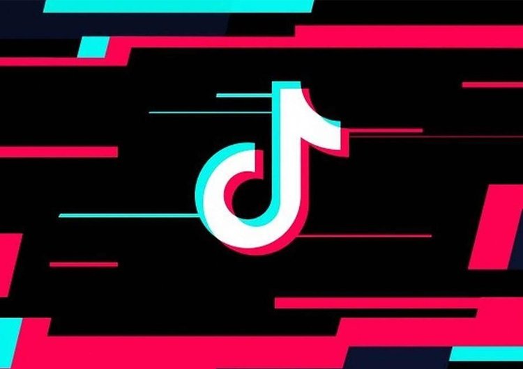 tiktok_parents_three.jpg