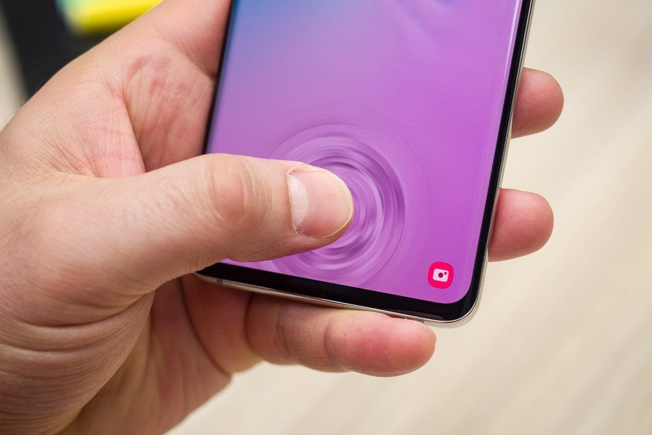 Samsung-to-address-Galaxy-S10-fingerprint-scanner-issues-in-future-updates_large.jpg
