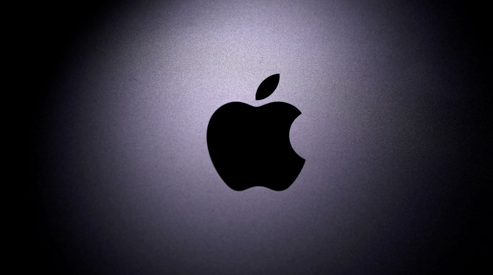 2020-07-10T000000Z_1105457495_RC2GQH92IXOH_RTRMADP_3_FOXCONN-INDIA-APPLE-pic4_zoom-1500x1500-4774.jpg