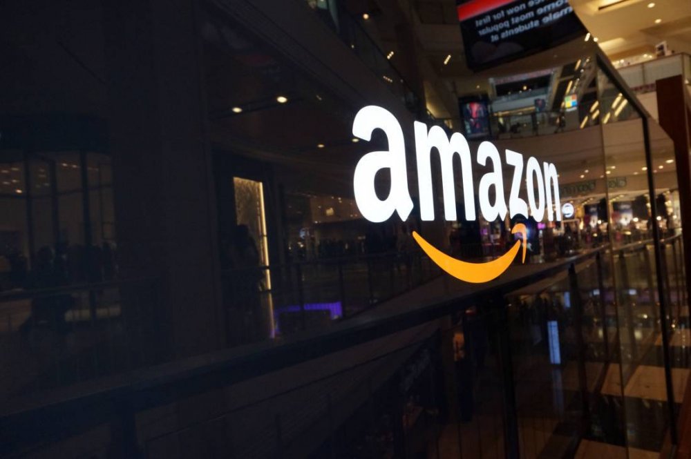 1100x731xAmazon.jpg.pagespeed.ic.kakuLSQFPz.jpg