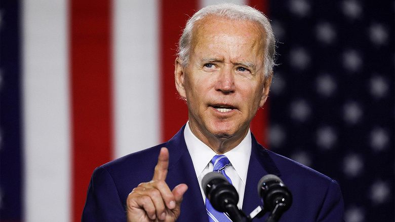 2020-07-20T095904Z_1703114177_RC2XWH9VDIG0_RTRMADP_3_USA-ELECTION-IMMIGRATION_large.jpg