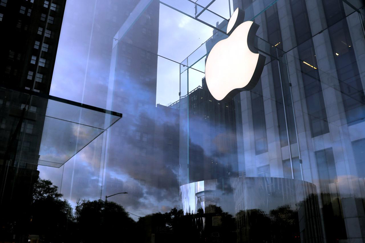 apple1.jpg.d7eccb6e13275ed01467685992347041.jpg