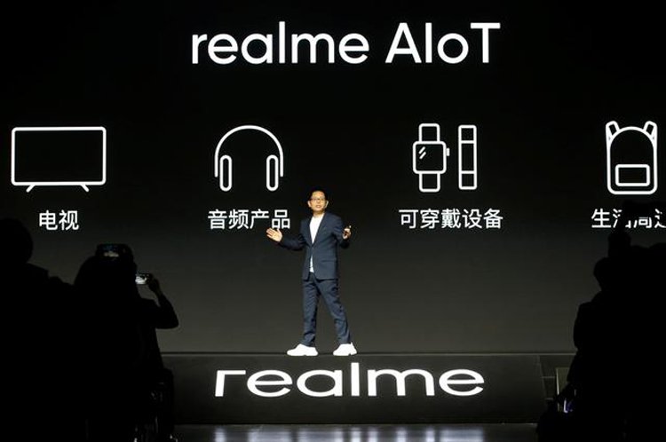 realme1.jpg.01c65893278cd71c3e9869d69c62c8c4.jpg
