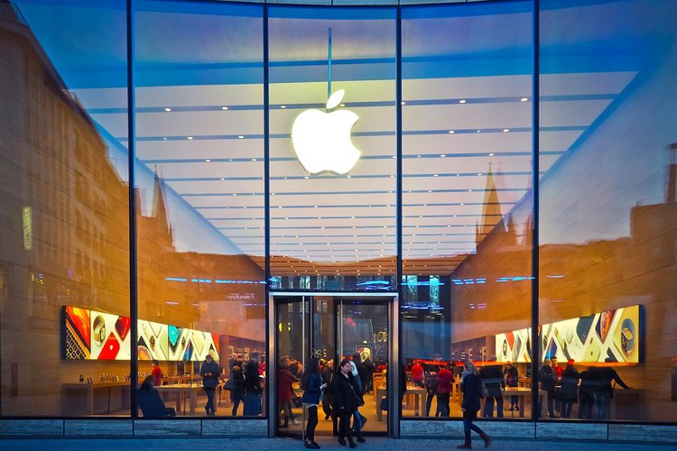 apple2.jpg.845fbf1845f235bc156f81d8bab4e657.jpg