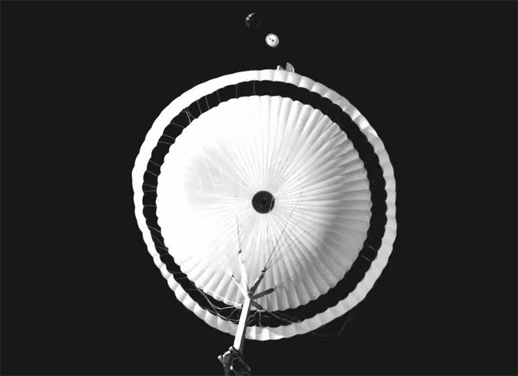 exo1.jpg.6c72f6d81481406e4f5515eba3245400.jpg