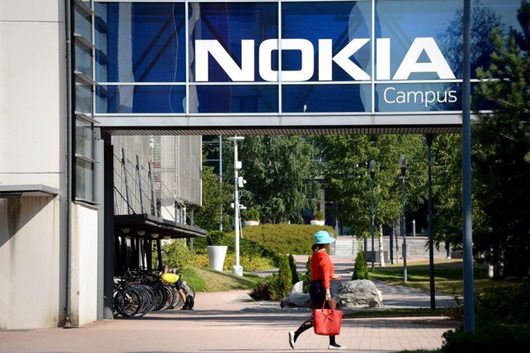 nokia2.jpg.8888a1401c1b916cea451bdb846e058a.jpg
