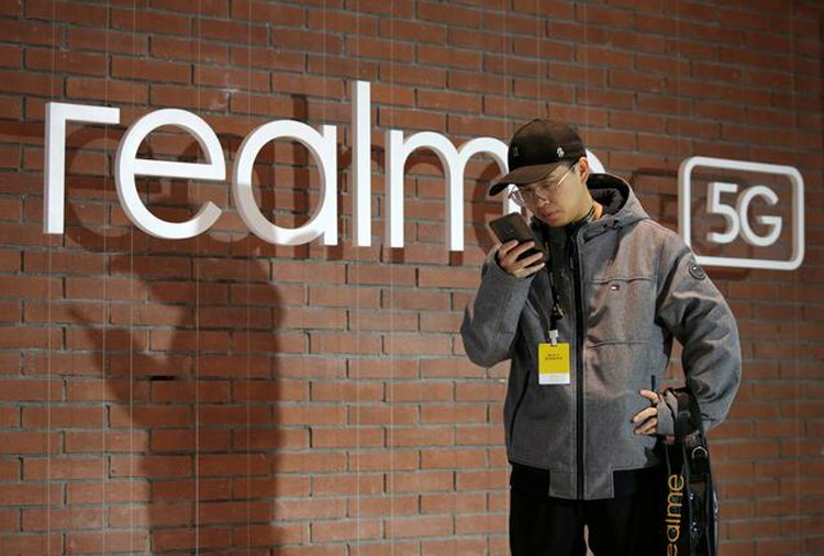 realme1.jpg.c0c8175d44bc812bf060199708c2dbf7.jpg
