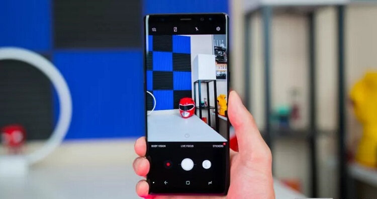 Samsung.jpg.f2c537cddb19e553e4e4dc626c8bbd46.jpg