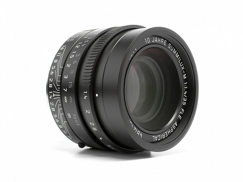 Leica-Summilux-M-1.435mm-FLE-ASPHERICAL-10-Jahre-Summilux-limited-edition-lens-2_large.jpg