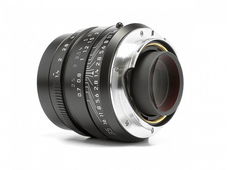 Leica-Summilux-M-1.435mm-FLE-ASPHERICAL-10-Jahre-Summilux-limited-edition-lens-3_large.jpg