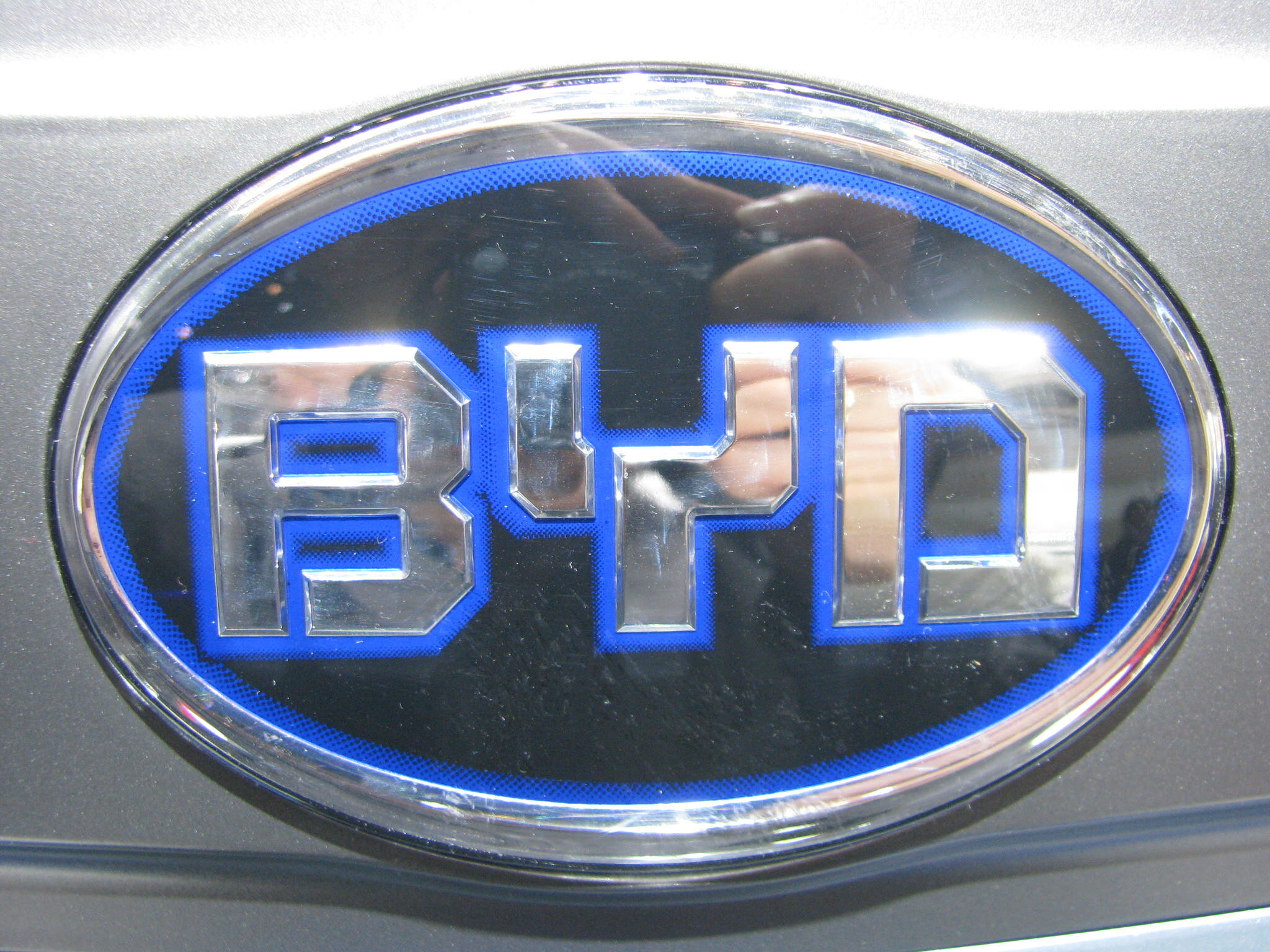 Марка машины BYD f6