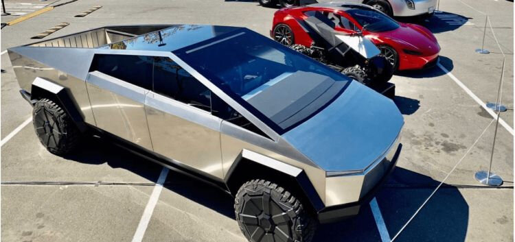 tesla_01.jpg
