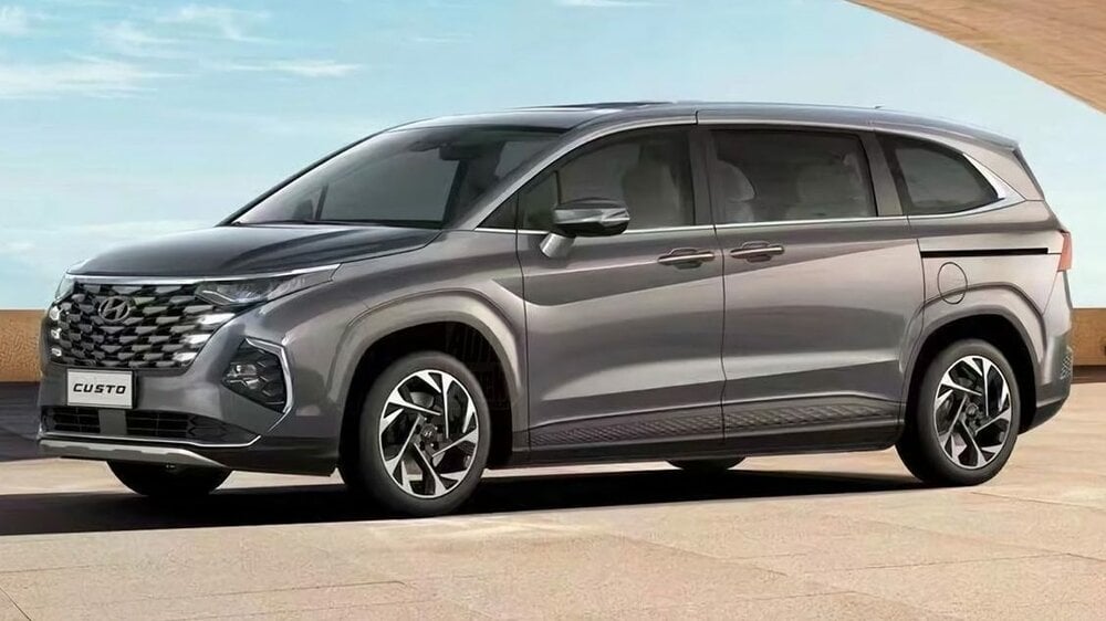hyundai-custo-mpv-unveiled-for-china-check-pictures-interior-specs_large.jpg