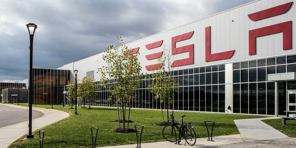 Tesla-Gigafactory-NY_large_large.jpg