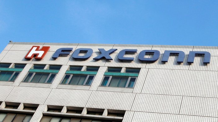 foxconn-reuters-1158554-1667323015.jpg