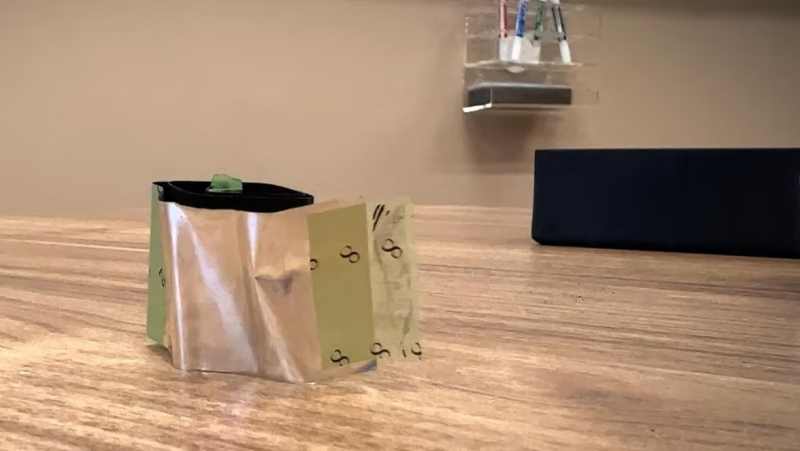 sm.batterytape.800.jpg