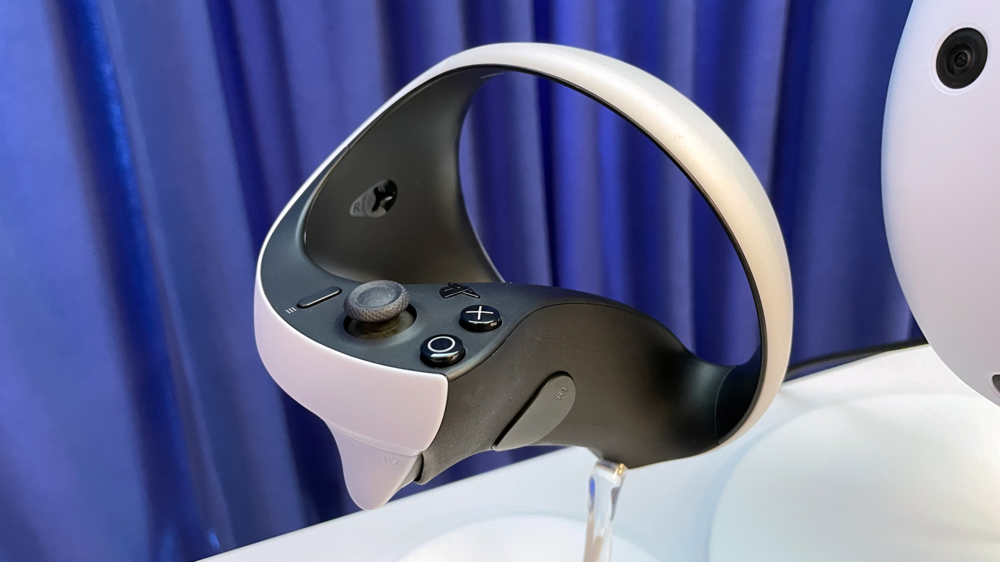 psvr-2-playstation-vr-2-photos-6 (1)_large.png